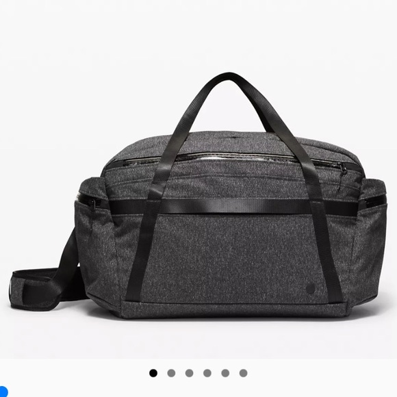 lululemon athletica Handbags - NWT - LULULEMON UNISEX Core Large Duffle Bag 2.0 38L heathered black